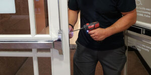 commercial door locksmith - 24 Locksmith Bayside